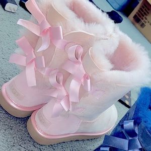 Pink ugg boots